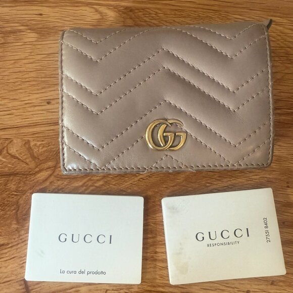 Gucci Marmont Flap Card Case Matelasse Leather - Picture 1 of 5